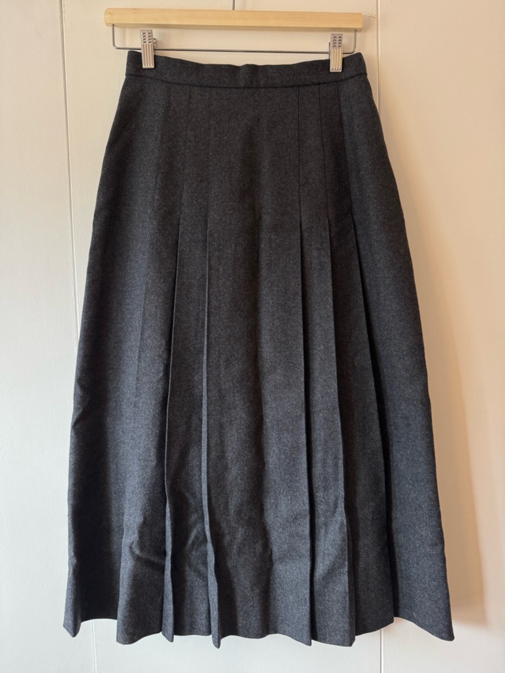 Ralph Lauren 100% Wool Pleated Midi Skirt in Charcoal